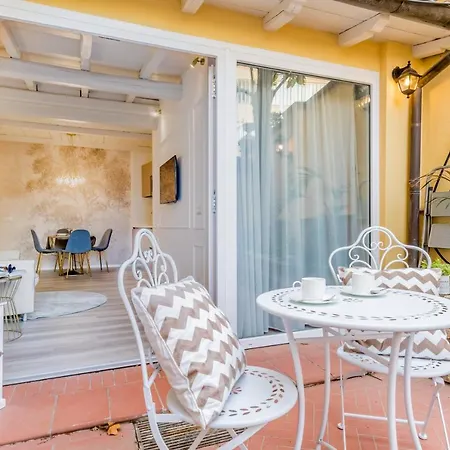 Bbhome Design Over Trastevere District Lejlighed Rom